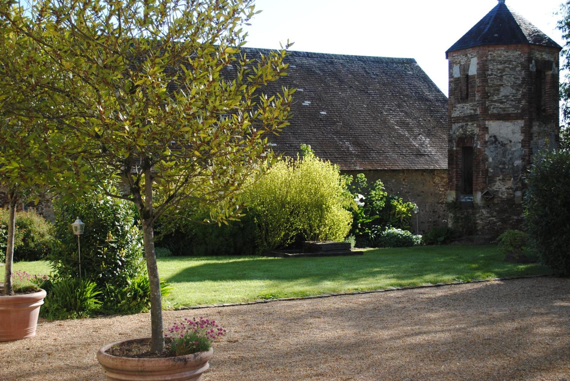 Au Calme Dans La Campagne Du Haut Anjou Pouancé エクステリア 写真